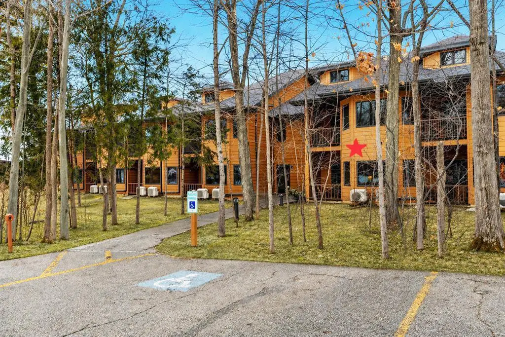 4920 LANDMARK CIRCLE  #208 B-1/2208, Egg Harbor, WI 54209 - #1