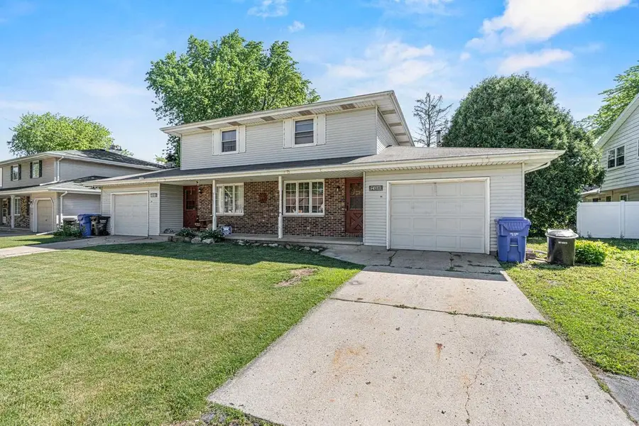 706 N HAWTHORNE DRIVE, Appleton, WI 54915 - #2