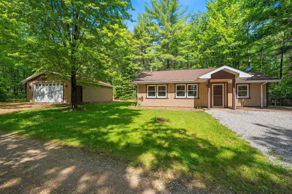N17191 COUNTRY PRIDE DRIVE, Pembine, WI 54156