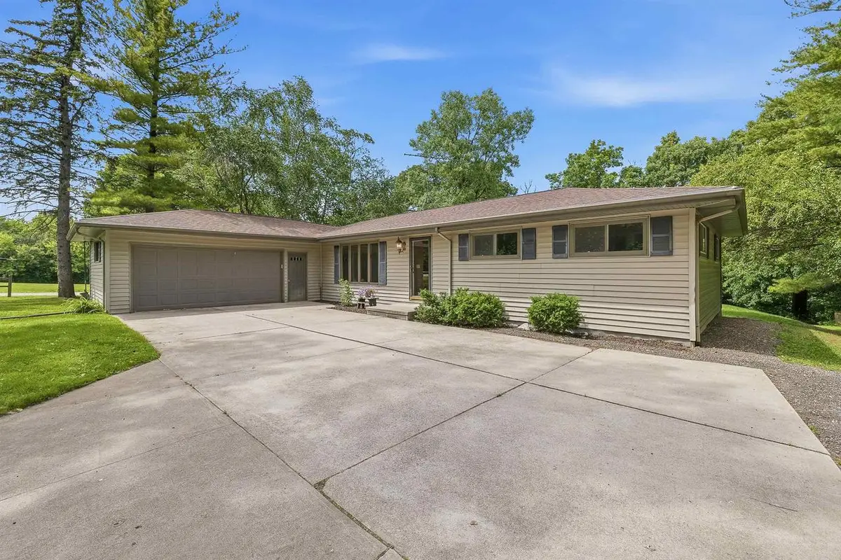 W6878 RIVER BEND ROAD, Fond Du Lac, WI 54937 - #1