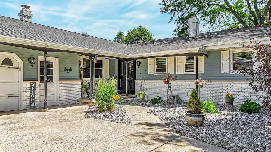 1111 KERWIN ROAD, Neenah, WI 54956 - #2