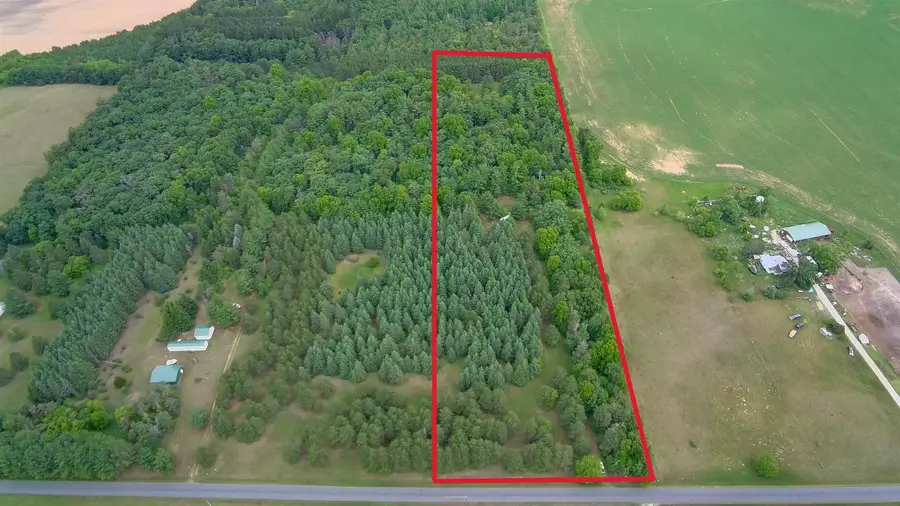 W11008 BROWN DEER ROAD, Hancock, WI 54943 - #2