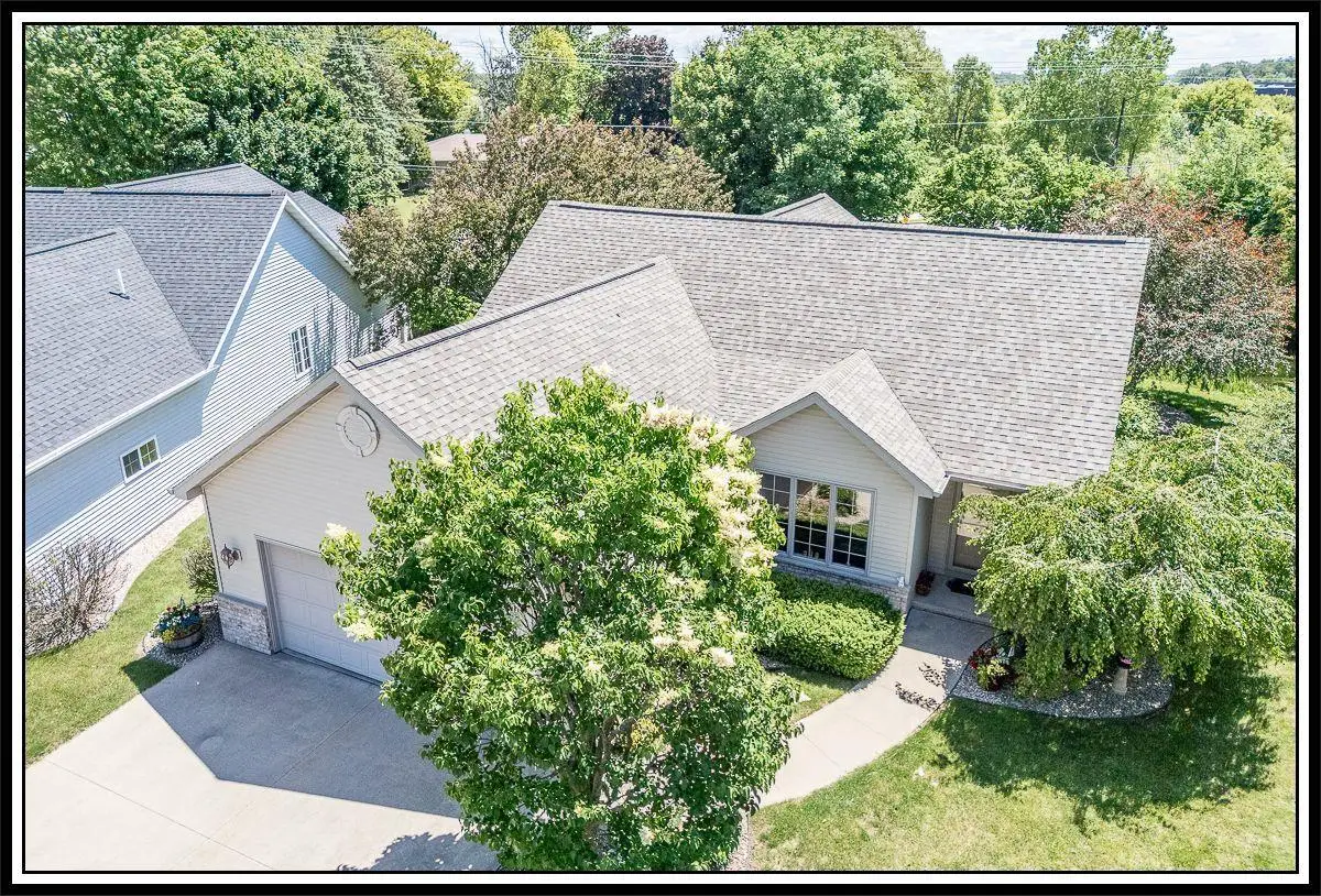 4731 WESTBROOK COURT, Appleton, WI 54913 - #1