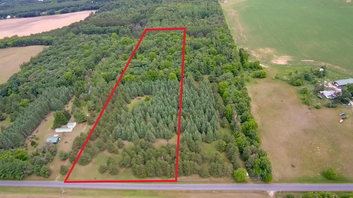 BROWN DEER DRIVE, Hancock, WI 54943 - #1