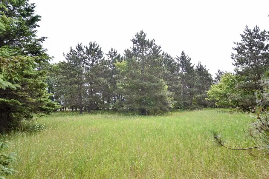 BROWN DEER DRIVE, Hancock, WI 54943 - #2