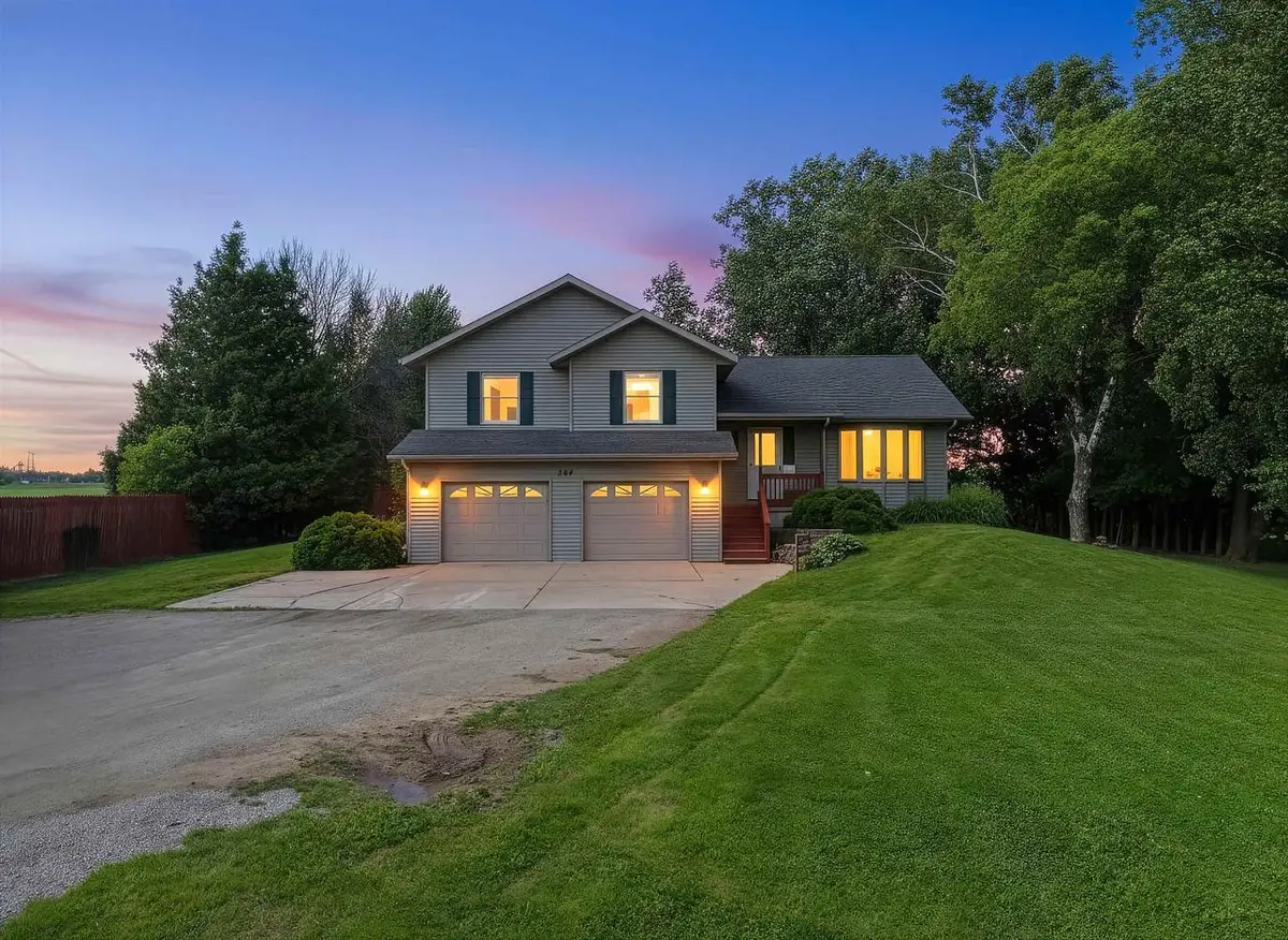 364 TRIANGLE DRIVE, Hobart, WI 54155 - #1