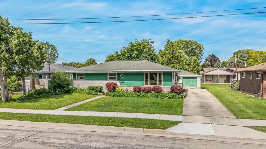704 JOHN STREET, Menasha, WI 54952 - #2