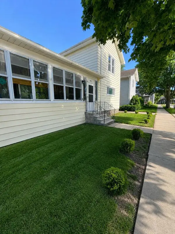 722 WRIGHT STREET, Oshkosh, WI 54901