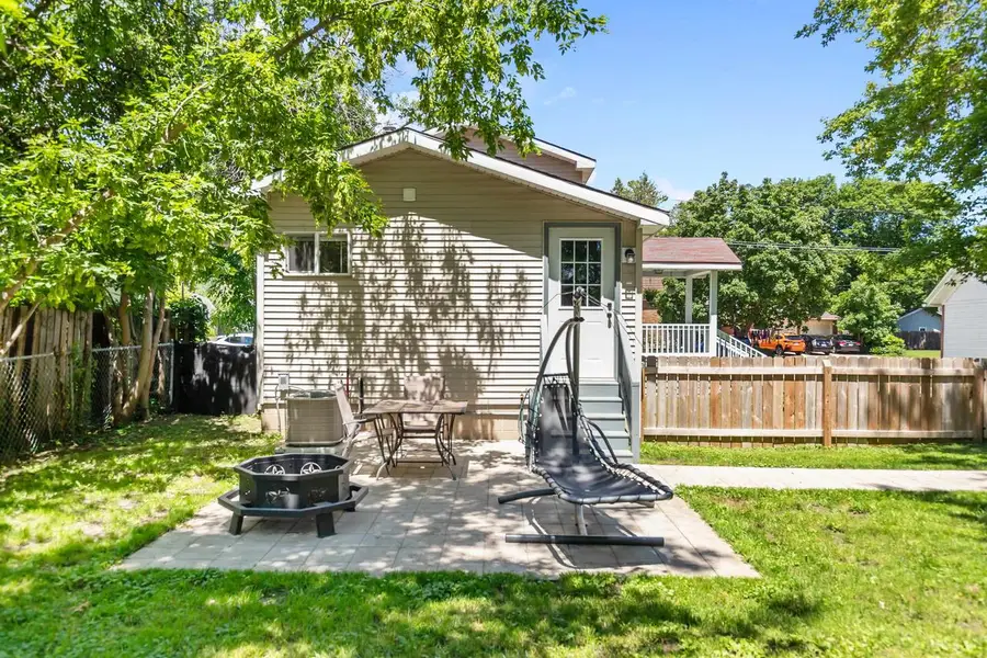 23 W NEVADA AVENUE, Oshkosh, WI 54901 - #3