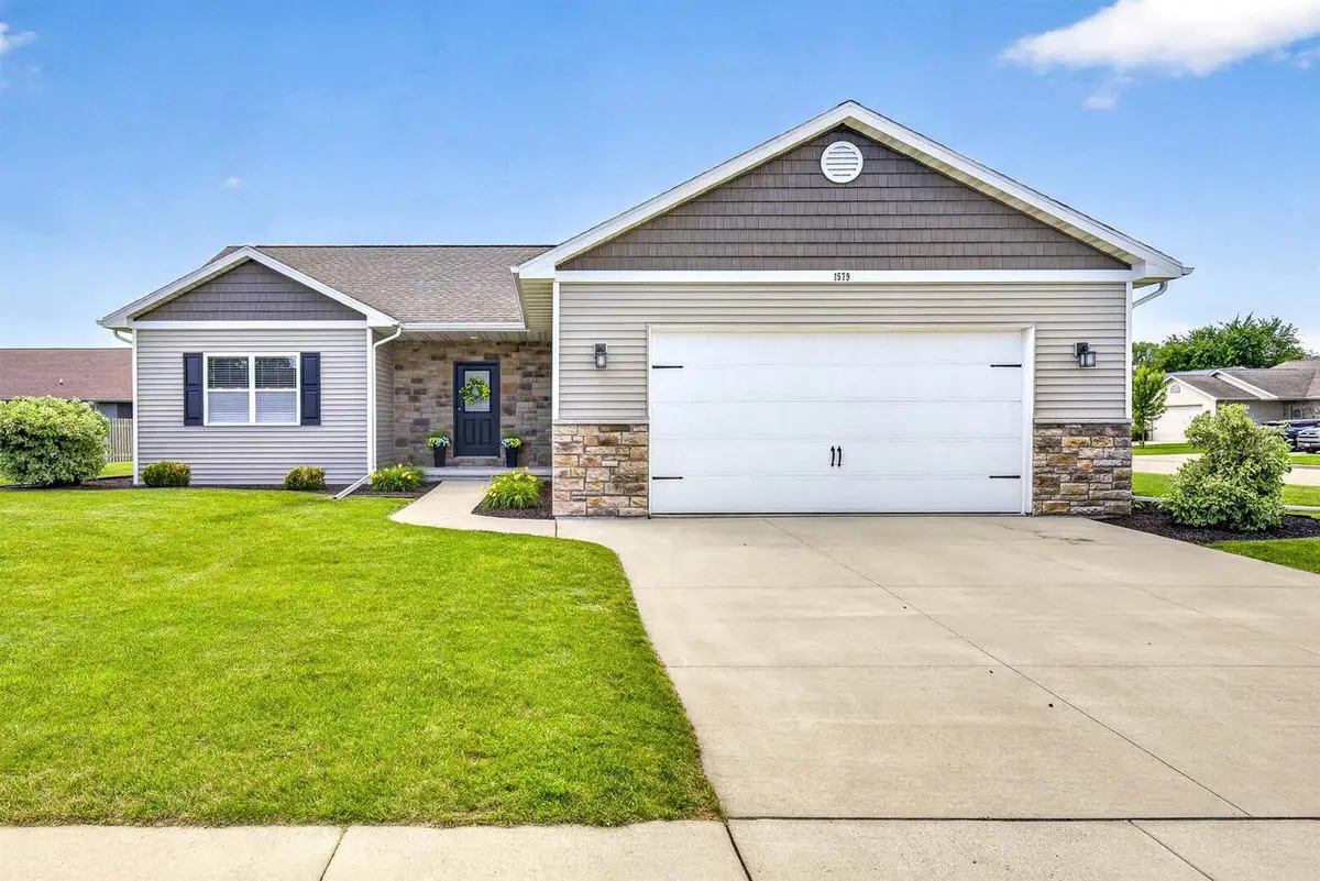 1579 LONE OAK DRIVE, Neenah, WI 54956 - #1