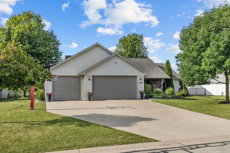 W5546 MUTZY WAY, Appleton, WI 54915 - #2