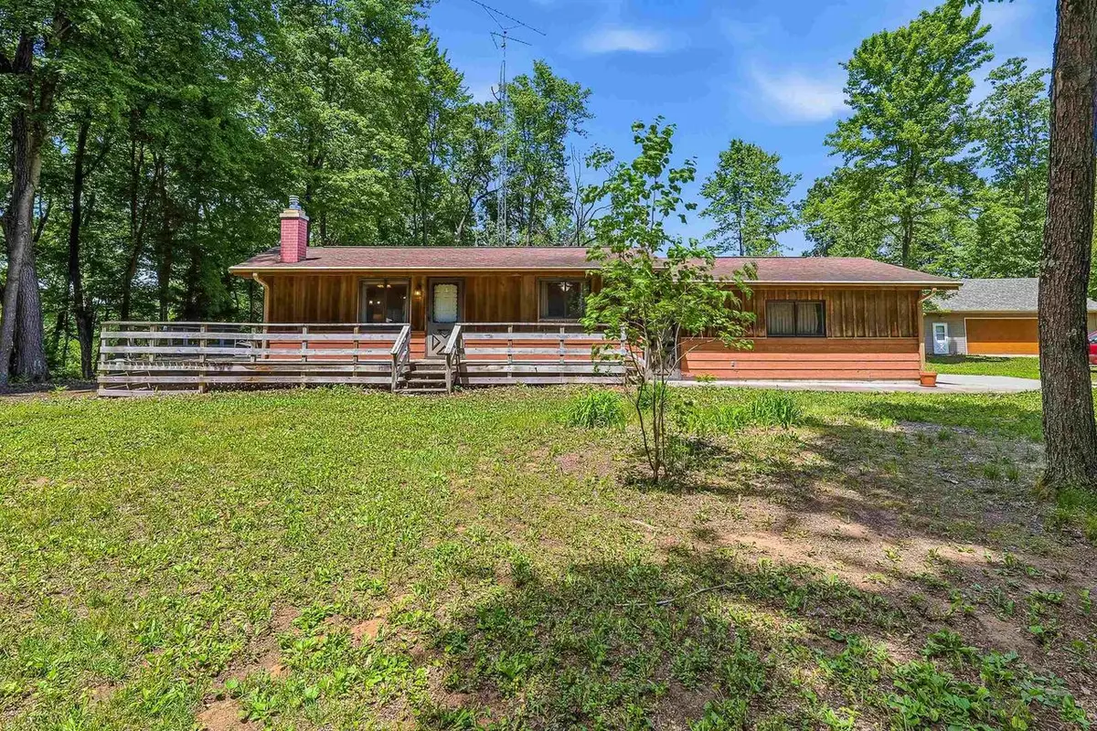 N8277 E MECAN LANE, Neshkoro, WI 54960 - #1