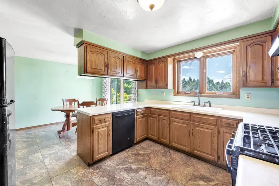 3760 FARMSTEAD ROAD, Green Bay, WI 54311 - #3