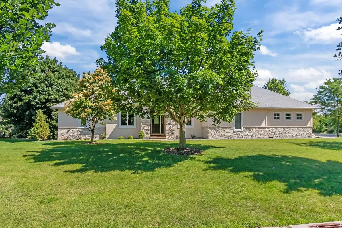 N1421 MEADOW PARK DRIVE, Greenville, WI 54942 - #1
