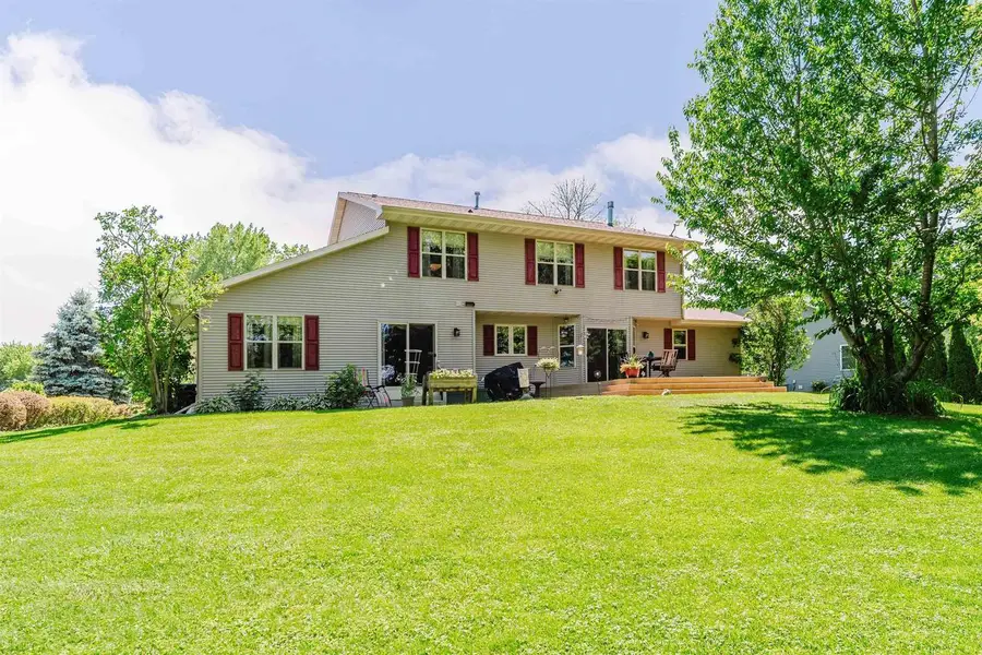 2355 HICKORY COURT, Oshkosh, WI 54901 - #2