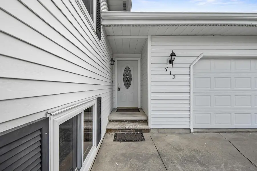 713 STONE GATE DRIVE, Kimberly, WI 54136 - #2