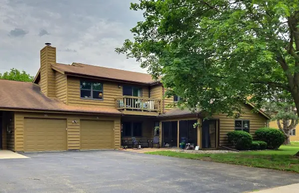 940 BABCOCK STREET  #95, Neenah, WI 54956