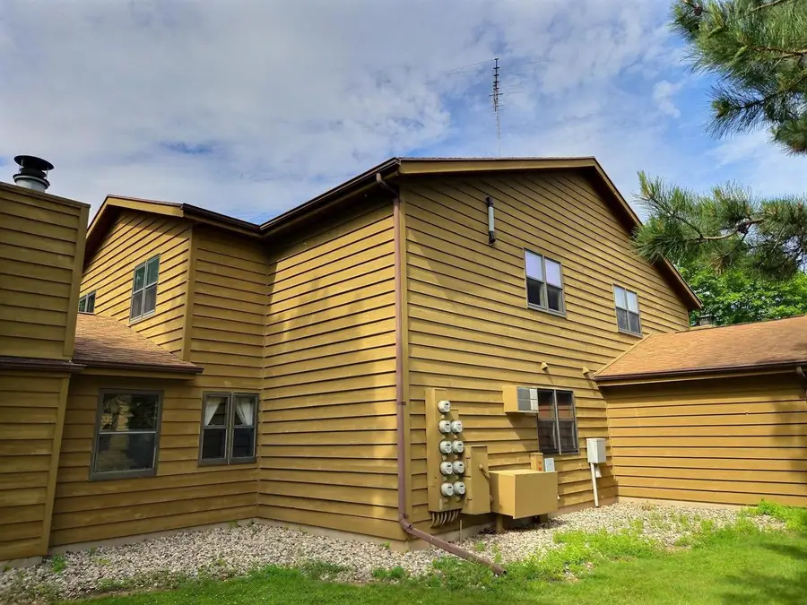 940 BABCOCK STREET  #95, Neenah, WI 54956 - #2