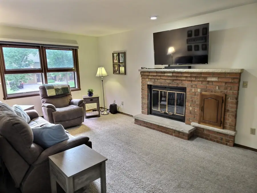 940 BABCOCK STREET  #95, Neenah, WI 54956 - #3