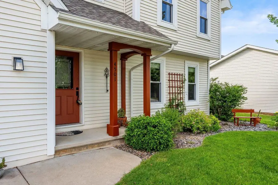4501 N STONEBRIDGE COURT, Appleton, WI 54913 - #3