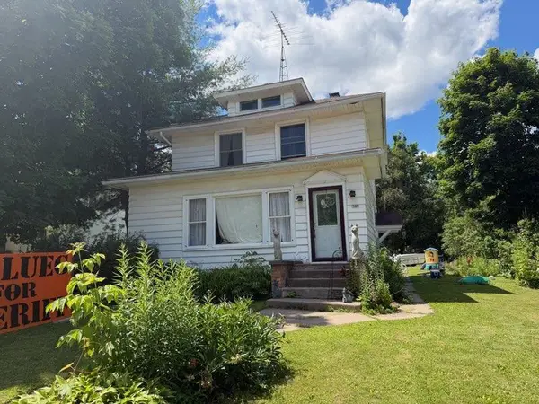 169 N MAIN STREET, Clintonville, WI 54929