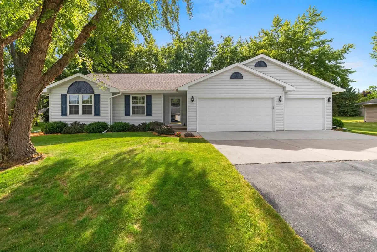 3125 WOODLAND RESERVE LANE, Green Bay, WI 54313 - #1