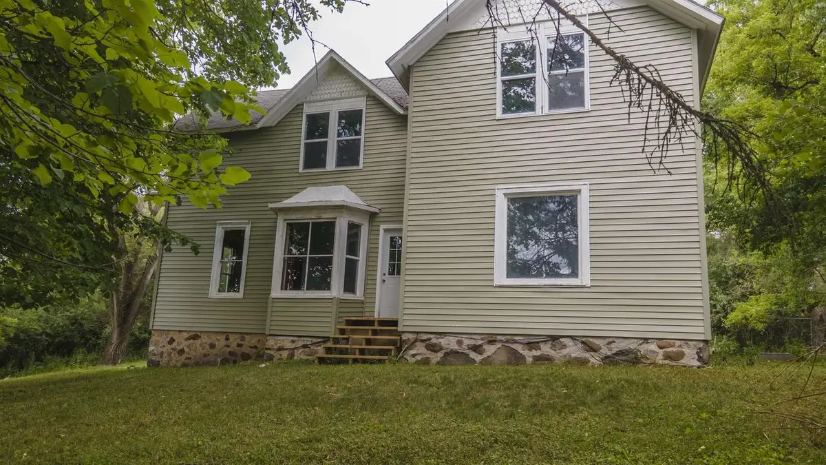 W8008 S COUNTY ROAD A, Wild Rose, WI 54984 - #1