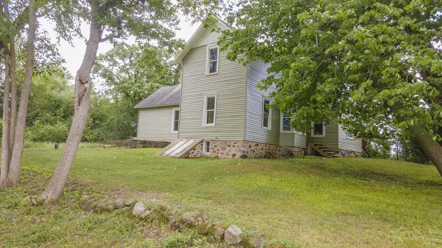 W8008 S COUNTY ROAD A, Wild Rose, WI 54984 - #3