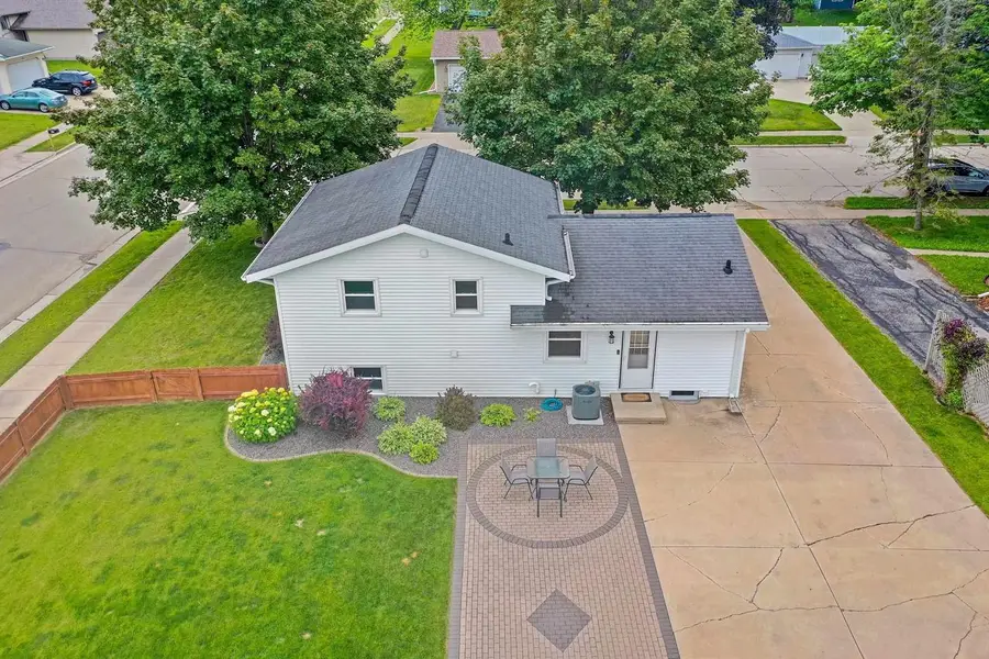 661 FERN STREET, Kaukauna, WI 54130 - #3