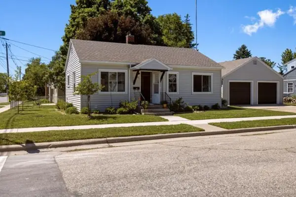 907 N 7TH AVENUE, Sturgeon Bay, WI 54235
