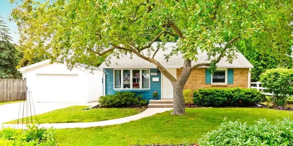 2030 LIBAL STREET, Green Bay, WI 54301