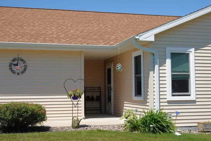 429 GREENBRIAR AVENUE, Fond Du Lac, WI 54935 - #3