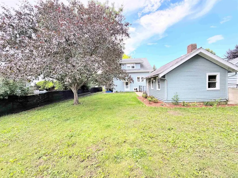 1554 PLUMMER STREET, Oshkosh, WI 54902 - #2