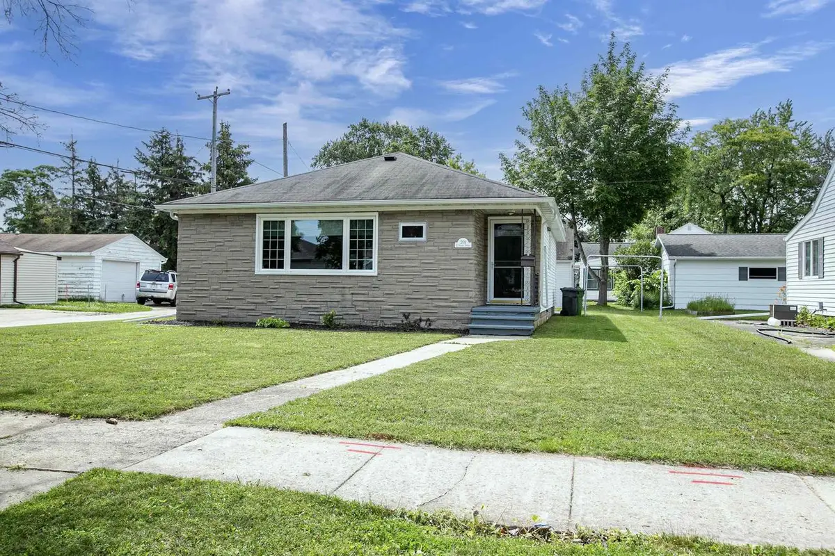 209 E 2ND STREET, Kimberly, WI 54136 - #1