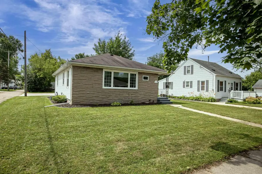209 E 2ND STREET, Kimberly, WI 54136 - #2