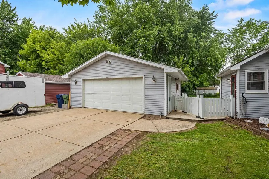 222 PINE STREET, Wrightstown, WI 54180 - #2