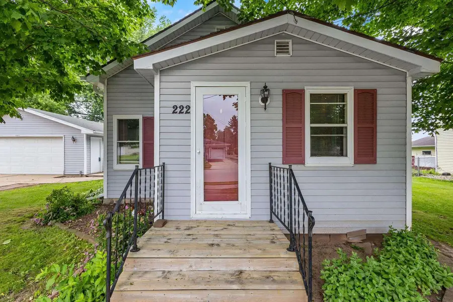 222 PINE STREET, Wrightstown, WI 54180 - #3