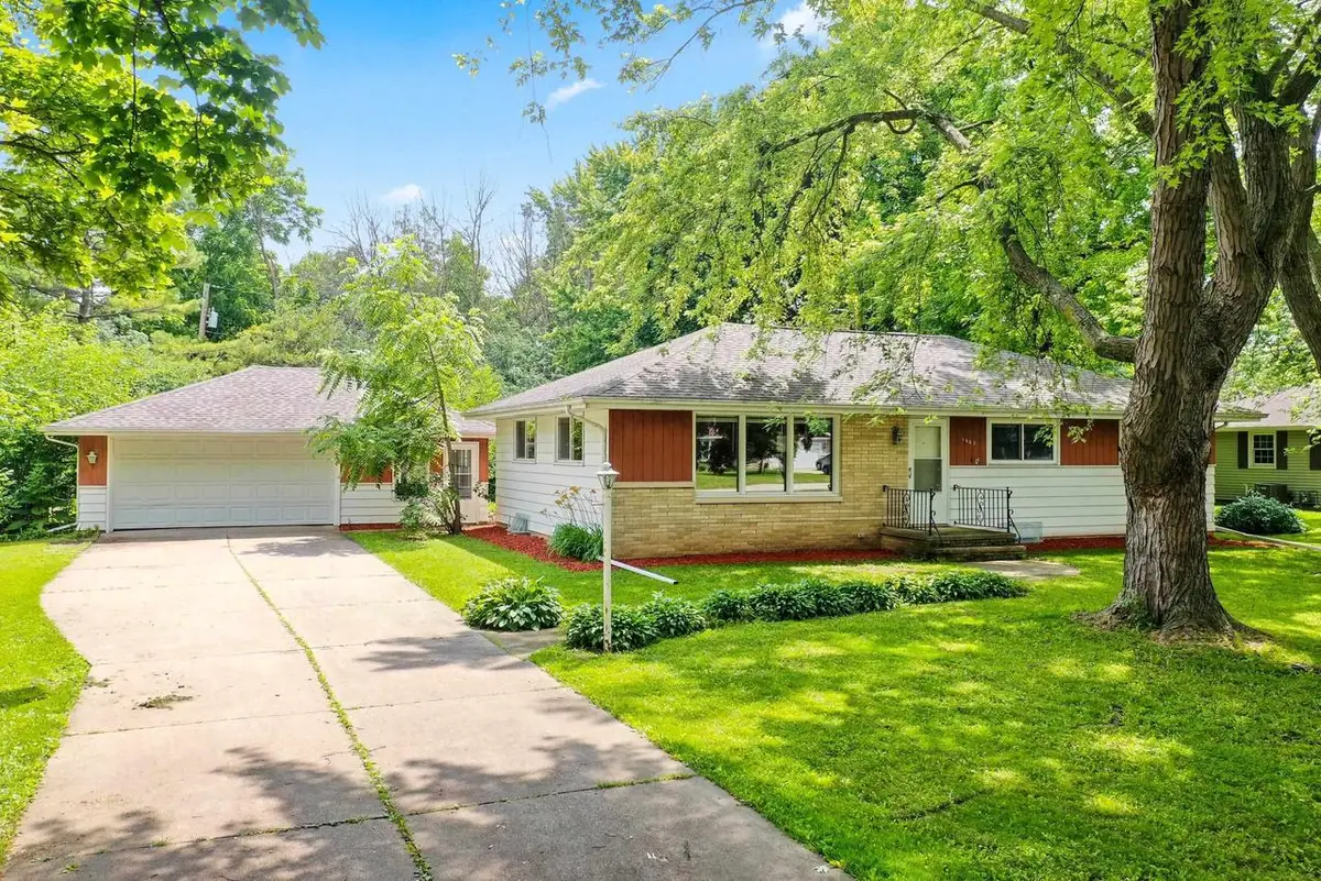 1502 S VAN DYKE ROAD, Appleton, WI 54914 - #1