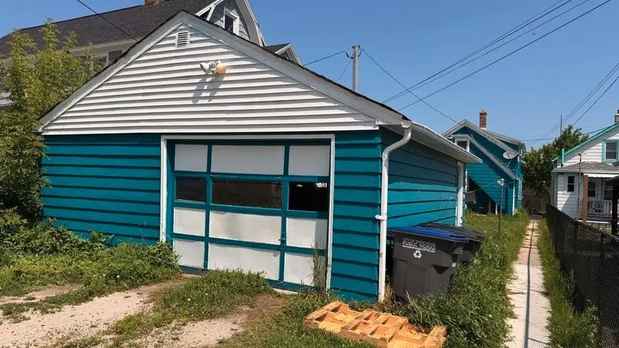 1529 INDIANA AVENUE, Sheboygan, WI 53081 - #3