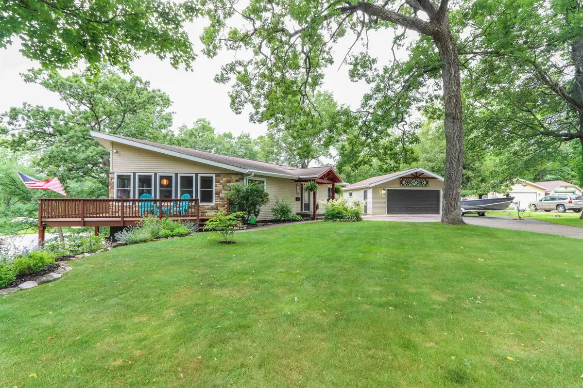 918 S MAIN STREET, Waupaca, WI 54981 - #1