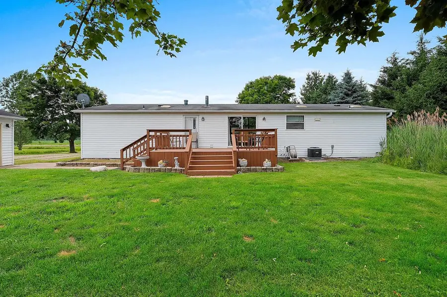 4562 ELM LAWN ROAD, Oconto Falls, WI 54154 - #3
