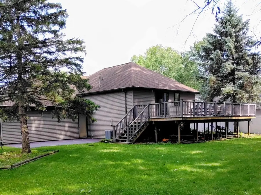 2050 HILLTOP DRIVE, Ashwaubenon, WI 54313 - #3