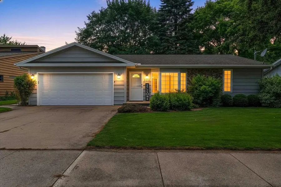 1001 S ARLINGTON STREET, Appleton, WI 54915 - #2