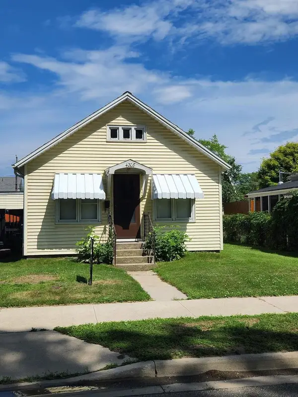 4208 10TH STREET, Menominee, MI 49858