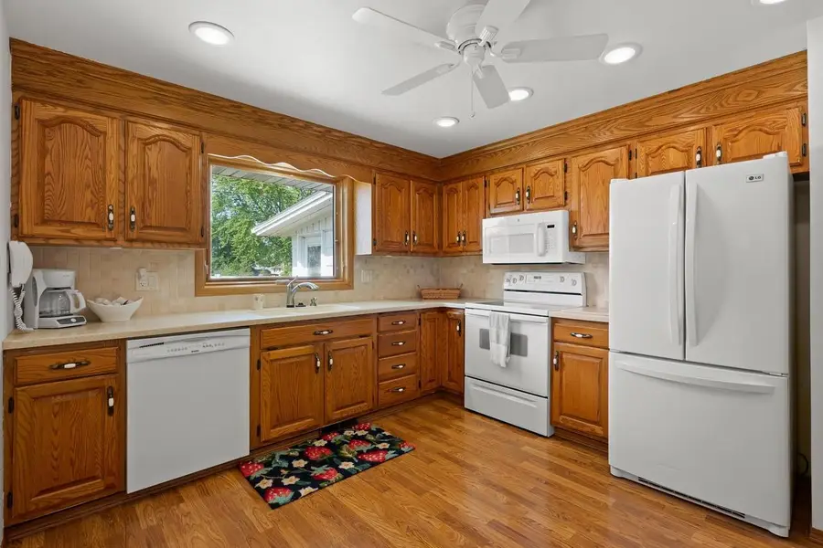 337 BROOKRIDGE STREET, Allouez, WI 54301 - #3