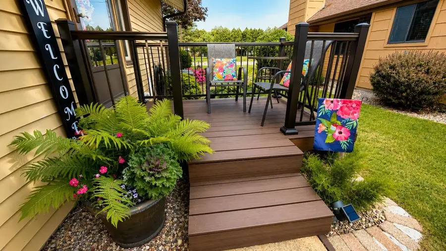 1385 W 18TH AVENUE  #2, Oshkosh, WI 54902 - #3