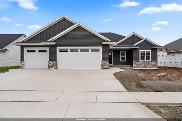 1430 DIVINITY DRIVE, De Pere, WI 54115