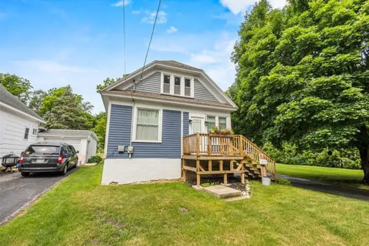 17 S GENEVA AVENUE, Sturgeon Bay, WI 54235 - #3