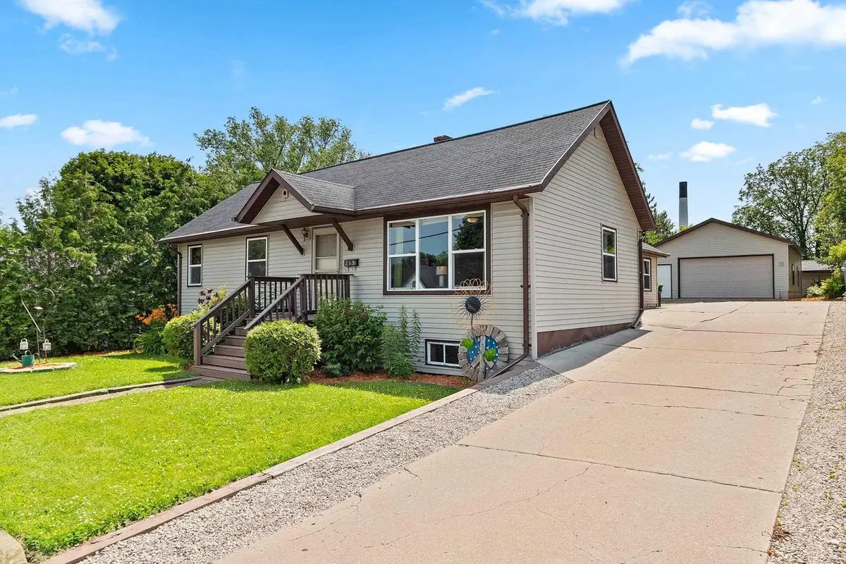219 S MAIN STREET, Oconto Falls, WI 54154 - #1