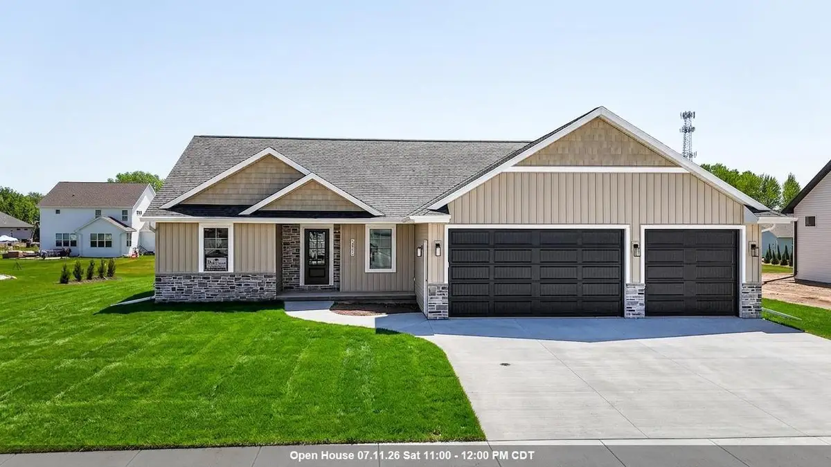 W5845 ROUNDSTONE PLACE, Menasha, WI 54952 - #1